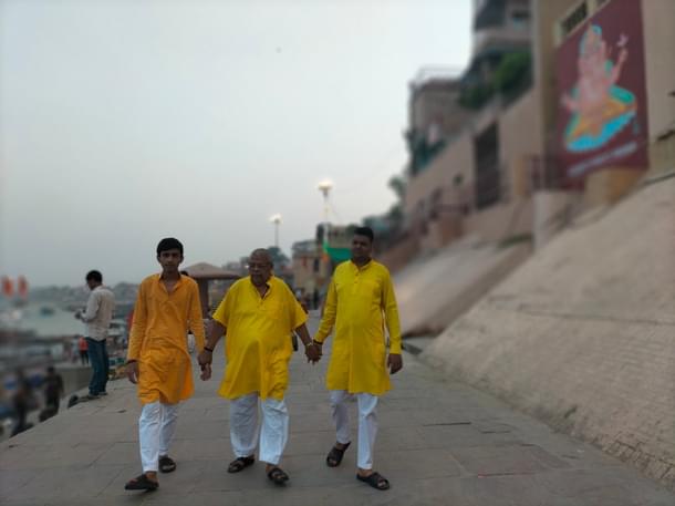 Generations on the ghats (Image credit: Sumati Mehrishi)